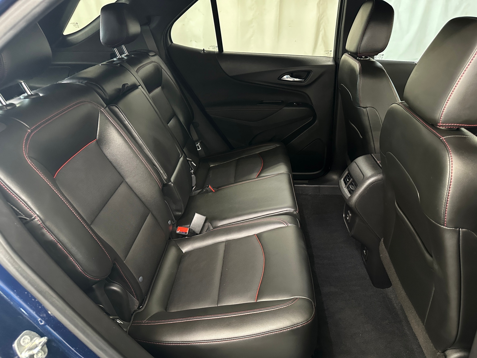 Thumbnail: 2022 Chevrolet Equinox - 6