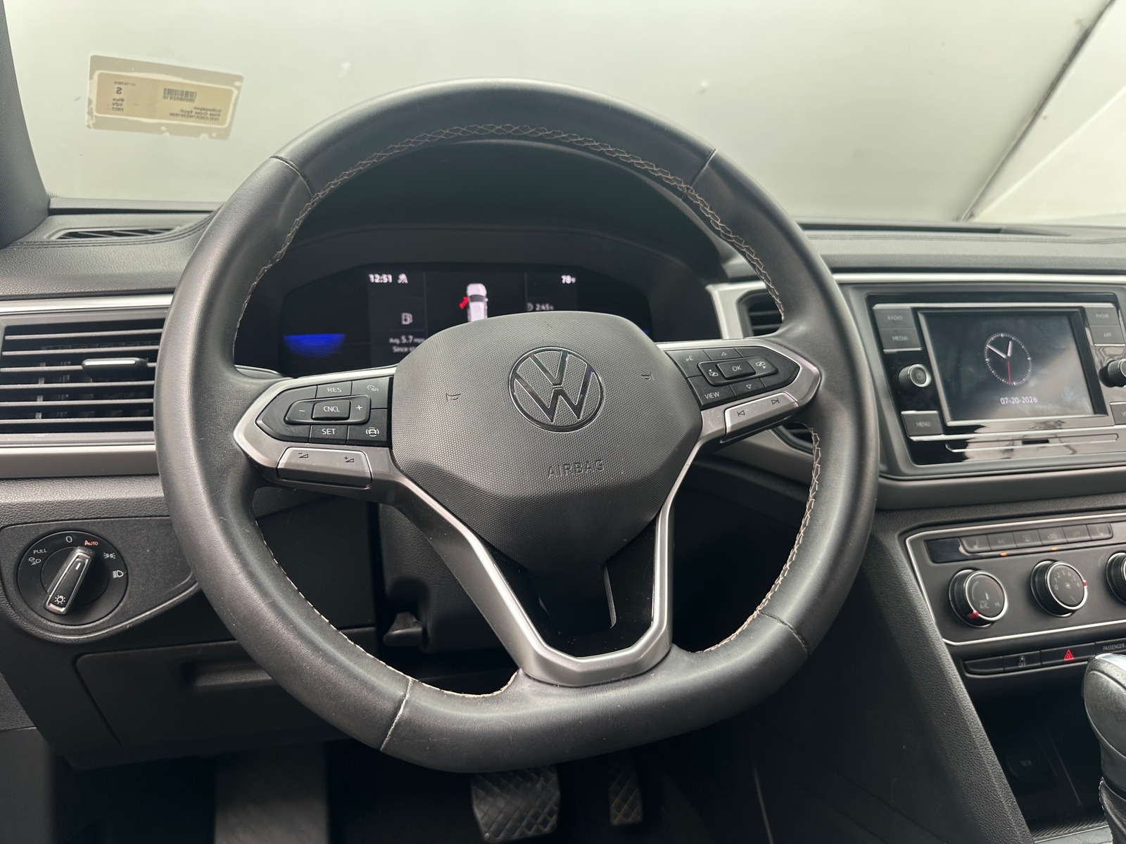 Thumbnail: 2022 Volkswagen Atlas - 4