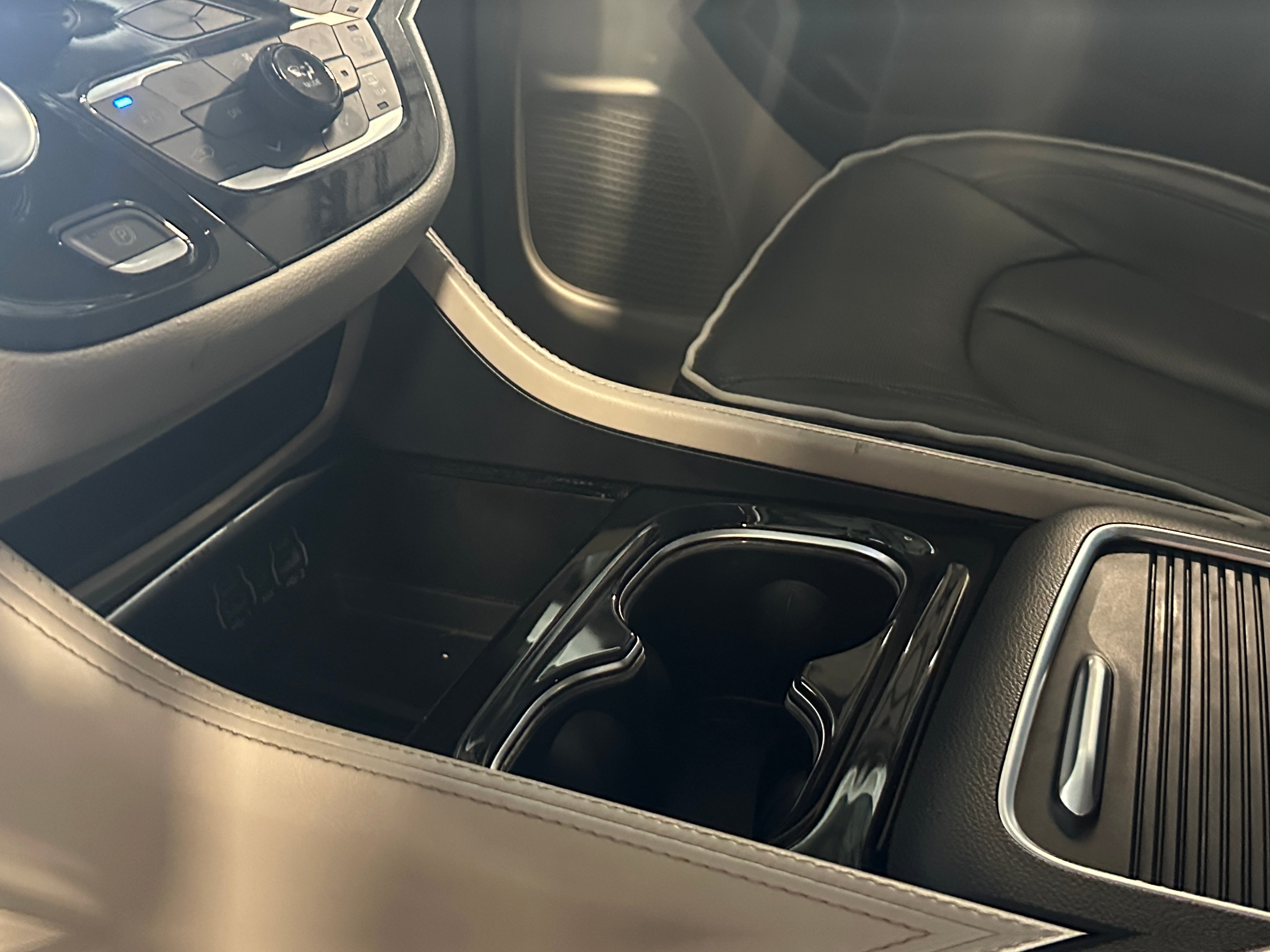 2023 Chrysler Pacifica Hybrid Limited