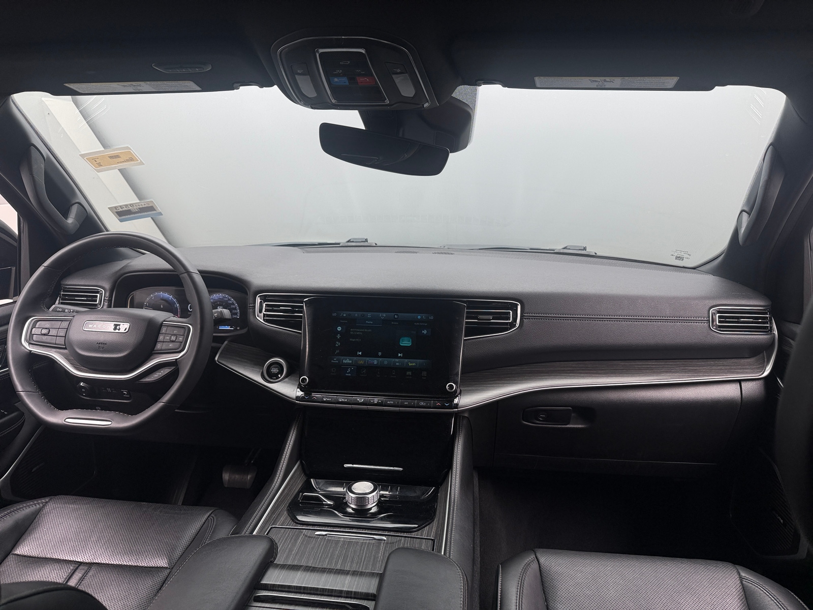 Thumbnail: 2023 Jeep Wagoneer - 2