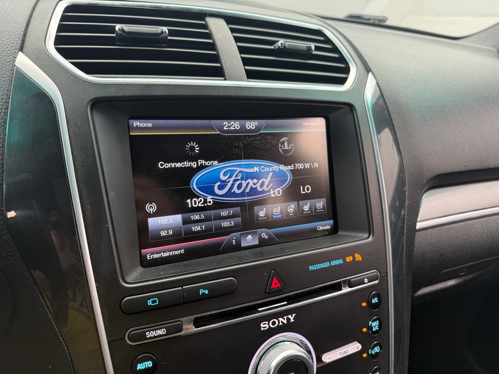 Thumbnail: 2016 Ford Explorer - 3