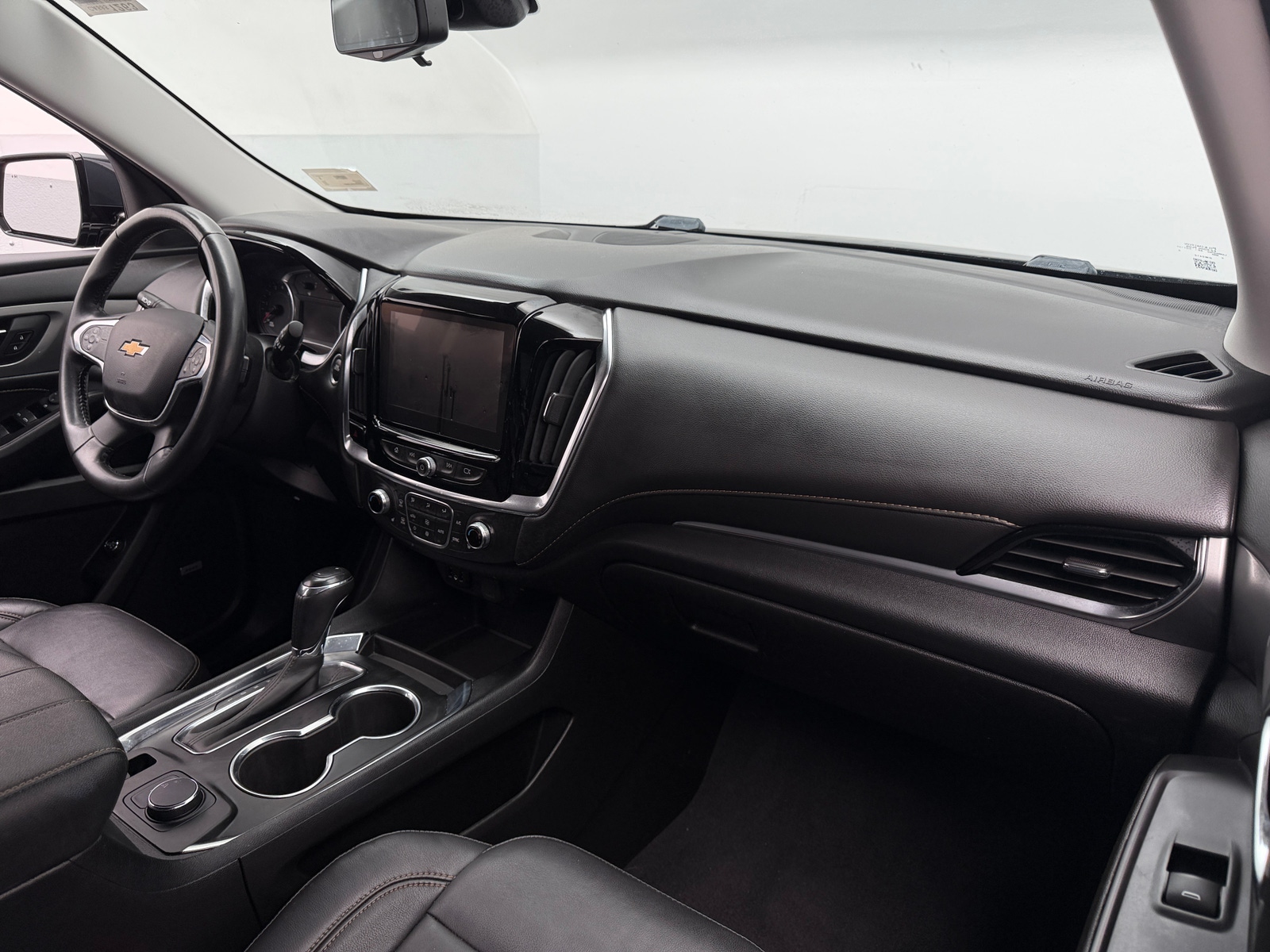 Thumbnail: 2019 Chevrolet Traverse - 2