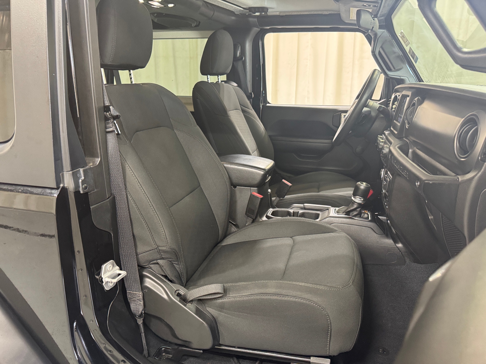 Thumbnail: 2022 Jeep Wrangler - 2