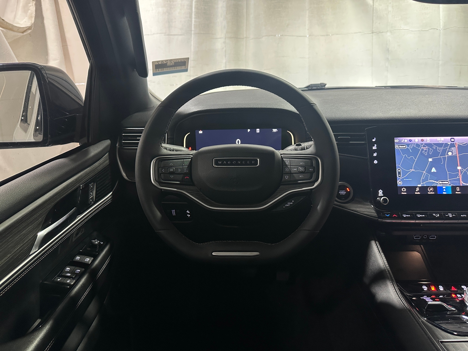 Thumbnail: 2023 Jeep Wagoneer - 4