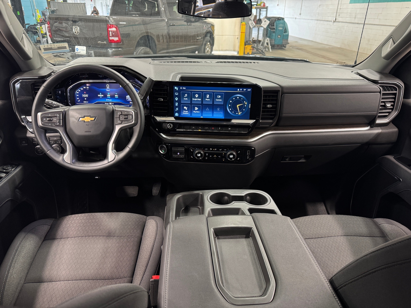Thumbnail: 2025 Chevrolet Silverado 1500 - 3