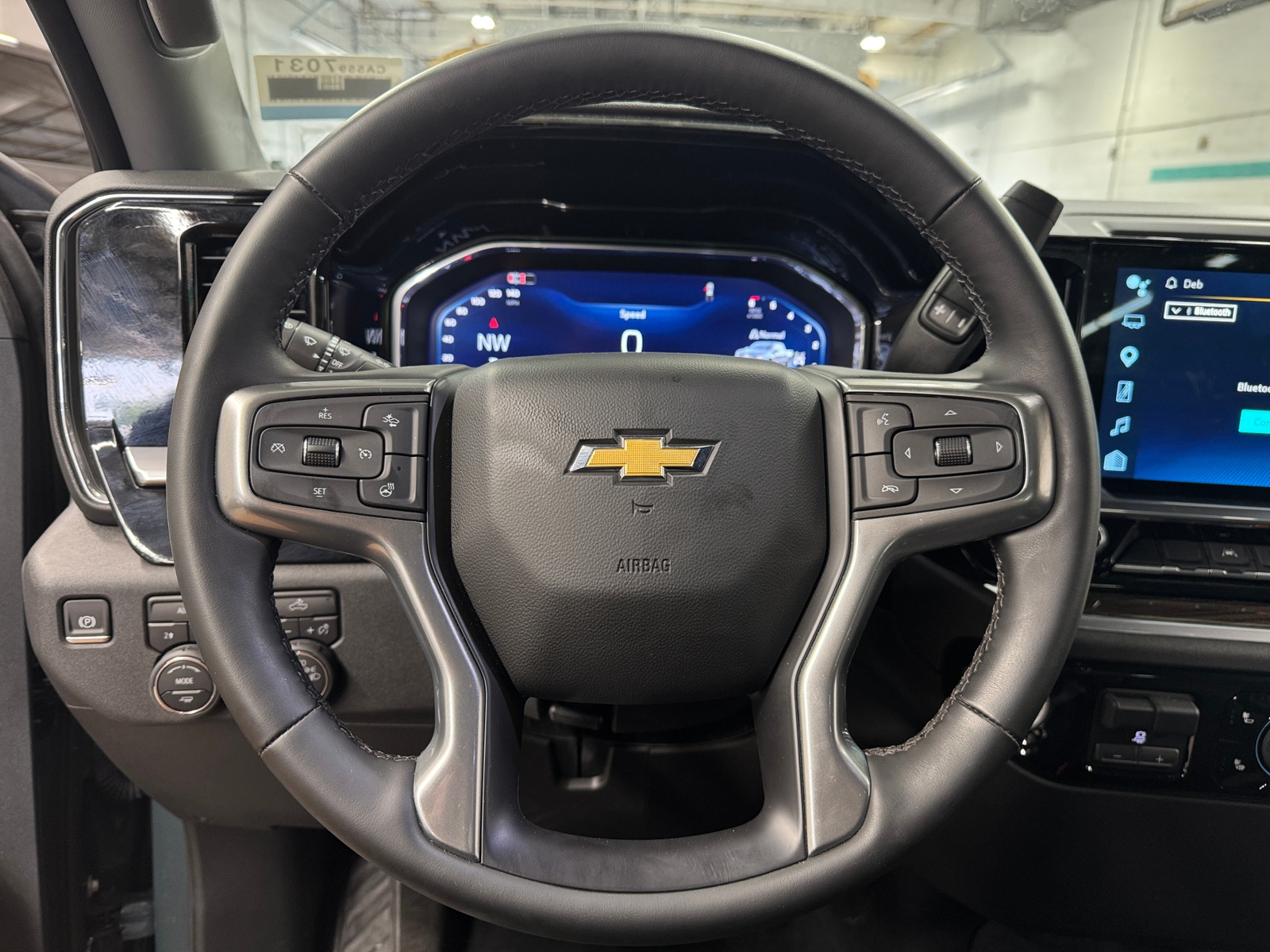 Thumbnail: 2025 Chevrolet Silverado 1500 - 5