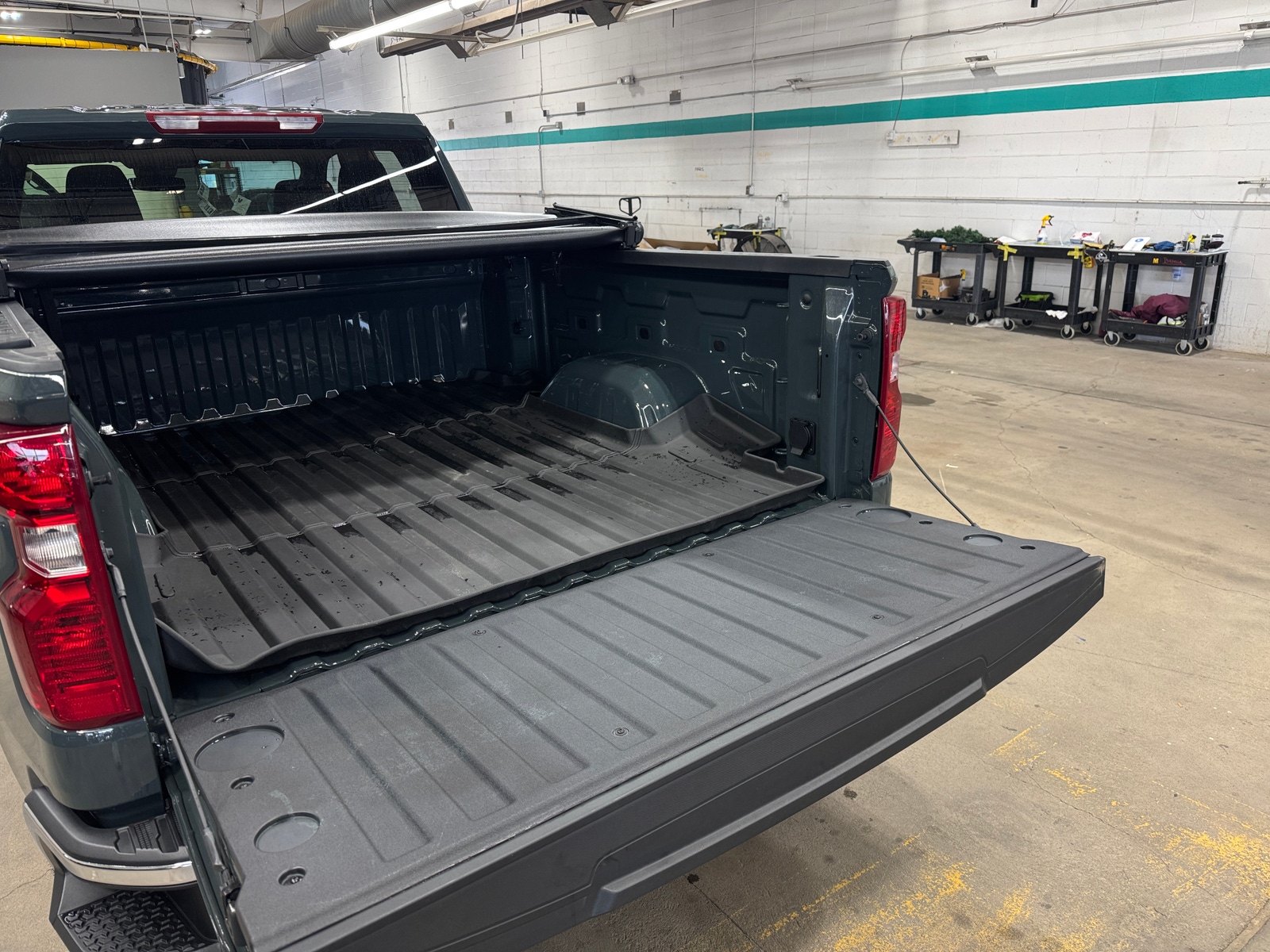 Thumbnail: 2025 Chevrolet Silverado 1500 - 7