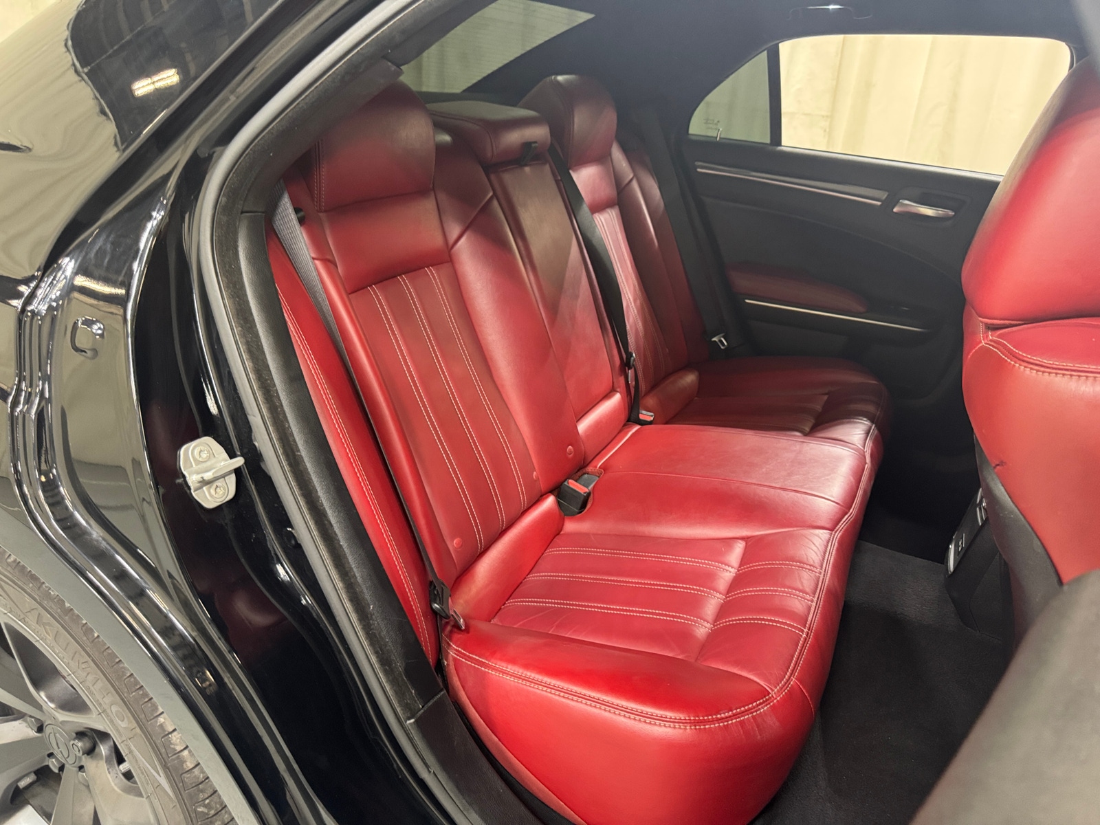 Thumbnail: 2021 Chrysler 300 - 5