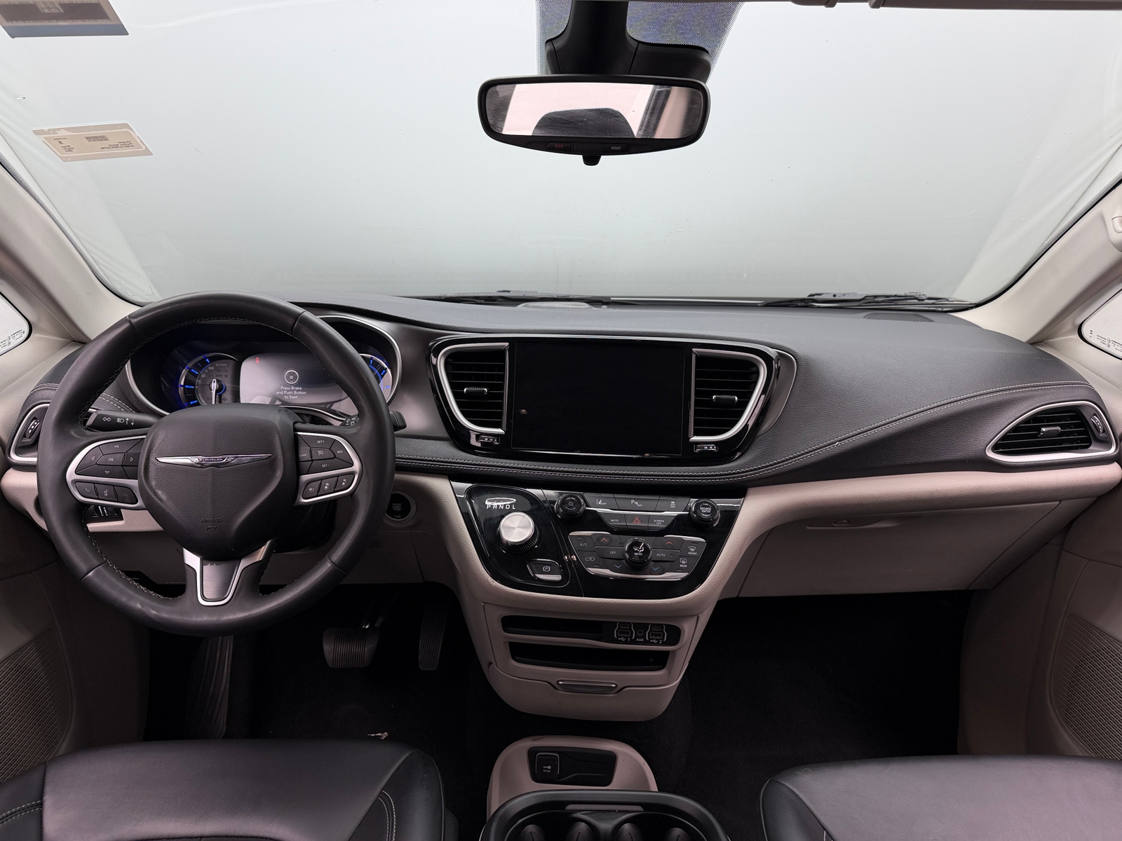 Thumbnail: 2024 Chrysler Pacifica - 2