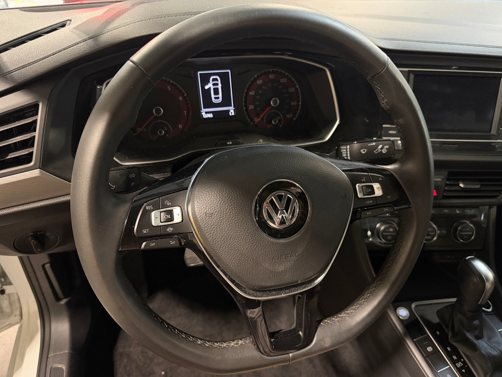 Thumbnail: 2020 Volkswagen Jetta - 4