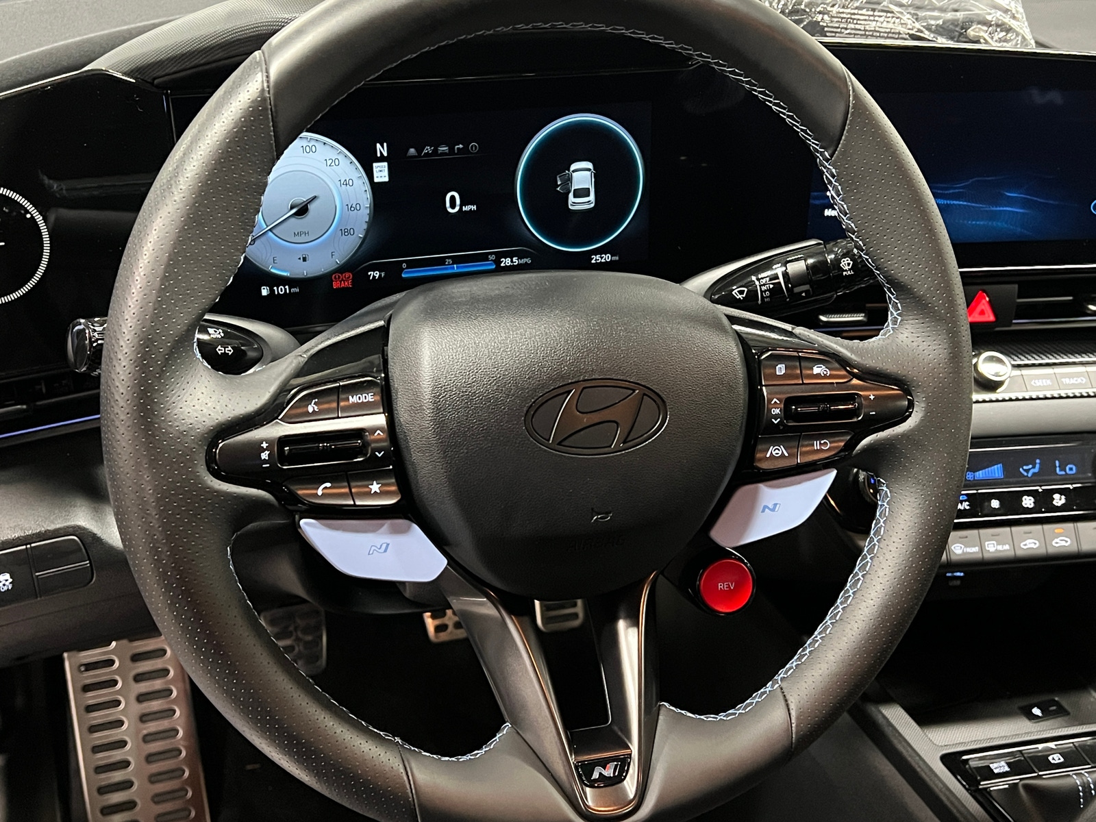 Thumbnail: 2025 Hyundai Elantra - 4