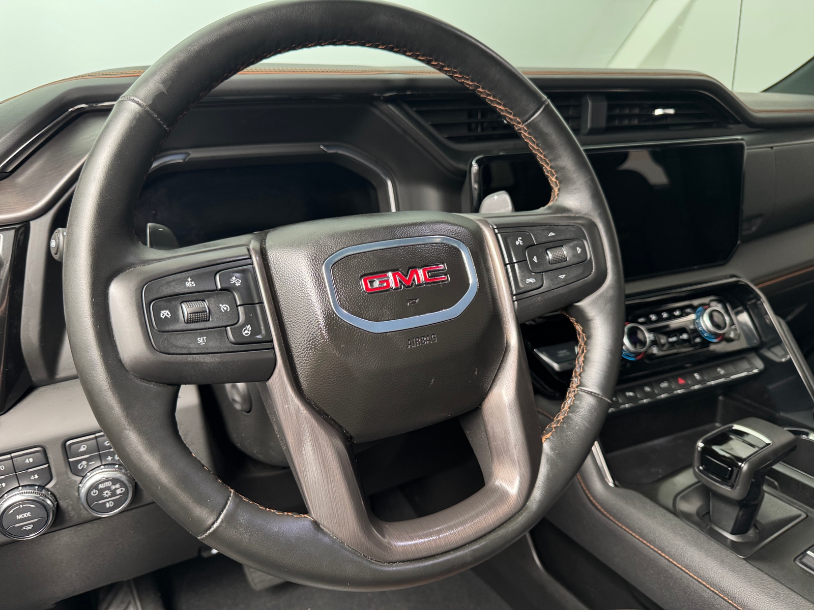 Thumbnail: 2025 GMC Sierra 1500 - 4