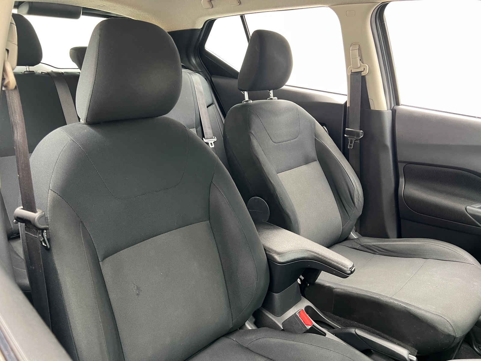 Thumbnail: 2024 Nissan Kicks - 2