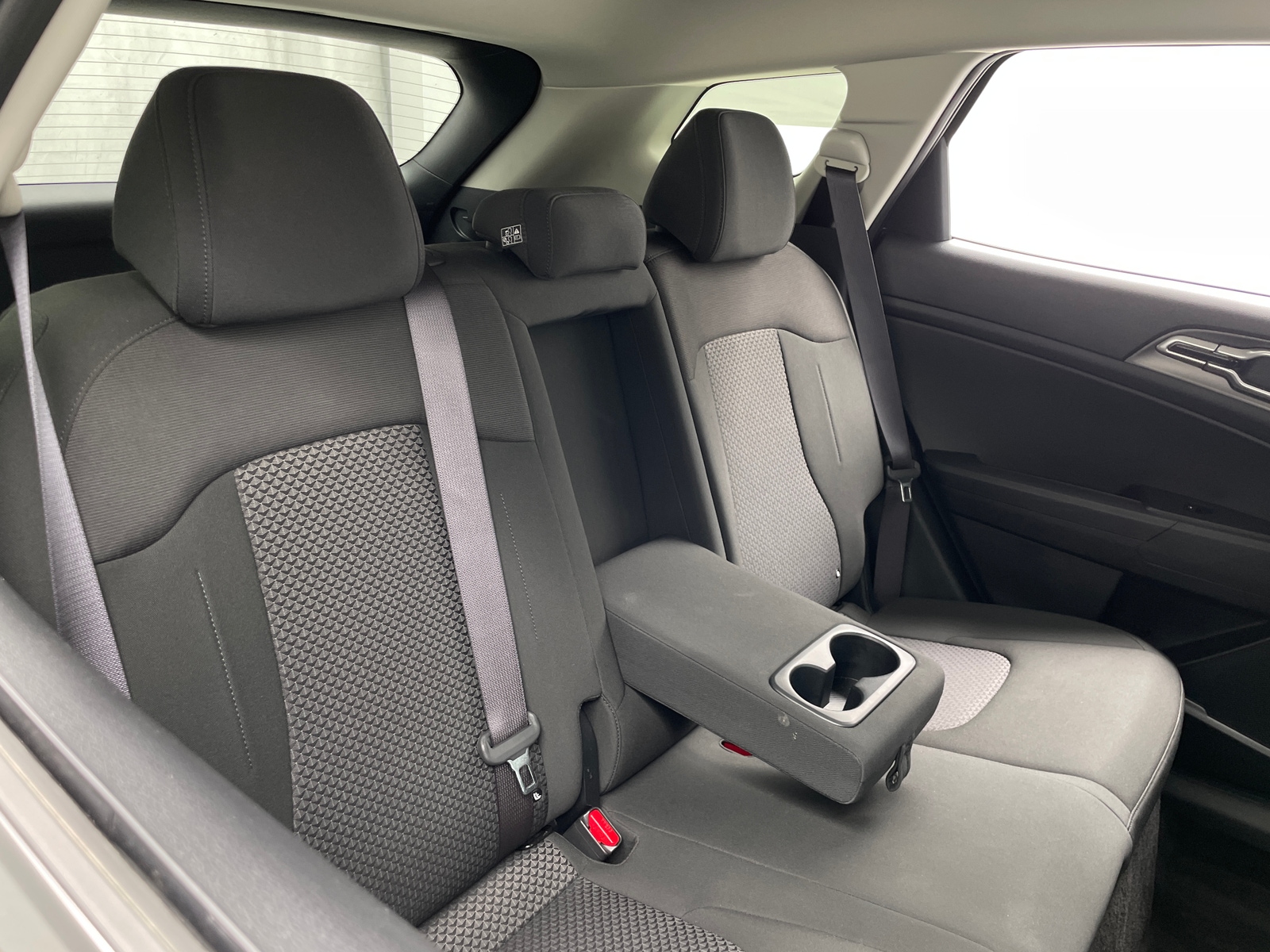 Thumbnail: 2026 Kia Sportage - 6