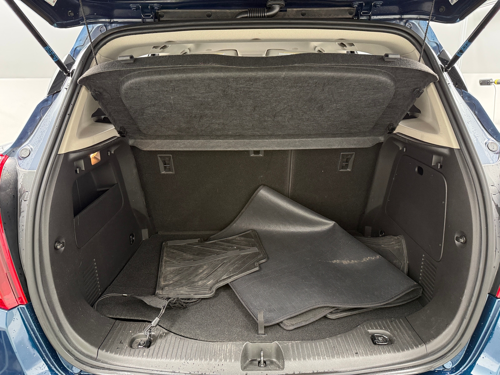 Thumbnail: 2019 Buick Encore - 6
