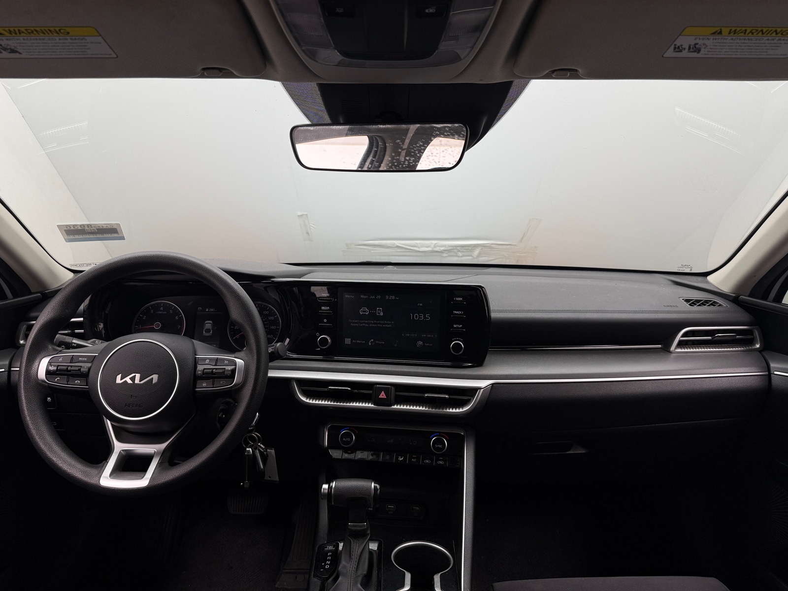 Thumbnail: 2022 Kia K5 - 3