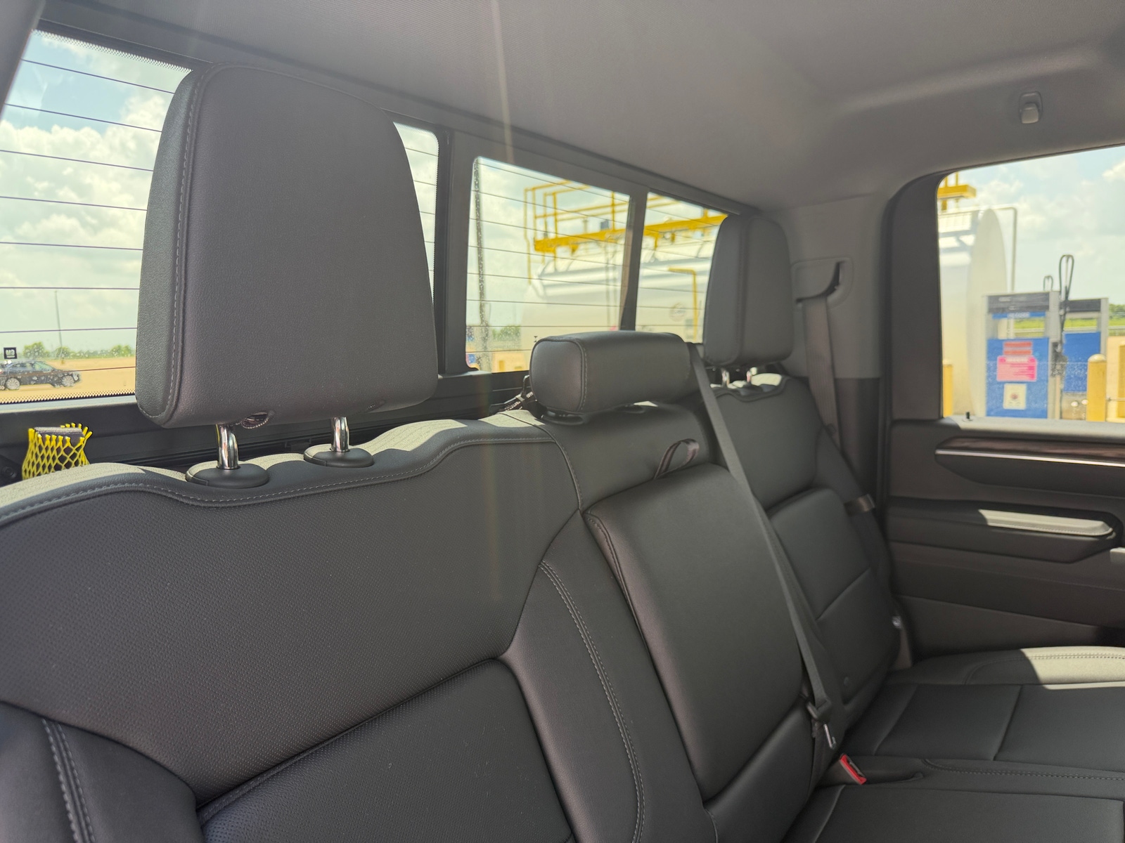 Thumbnail: 2026 GMC Sierra 2500 - 5