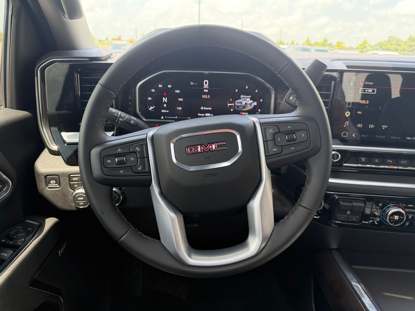 Thumbnail: 2026 GMC Sierra 2500 - 4