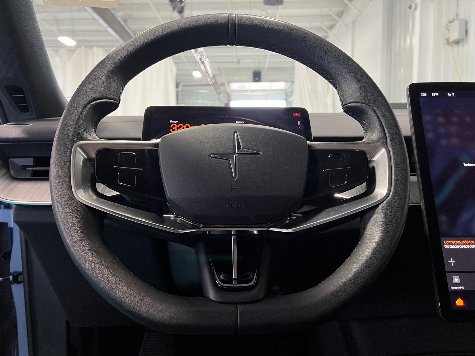 Thumbnail: 2025 Polestar 3 - 5