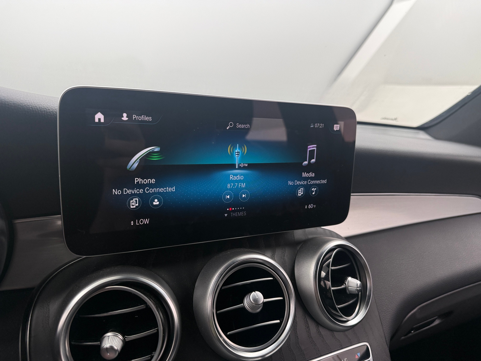Thumbnail: 2022 Mercedes-Benz GLC - 3