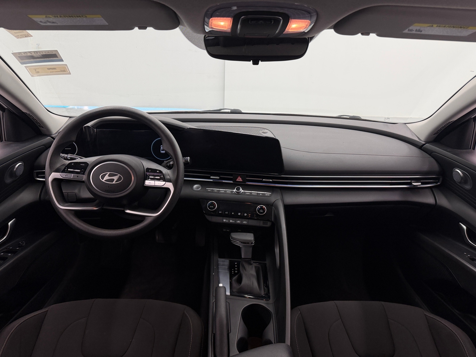 Thumbnail: 2024 Hyundai Elantra - 3