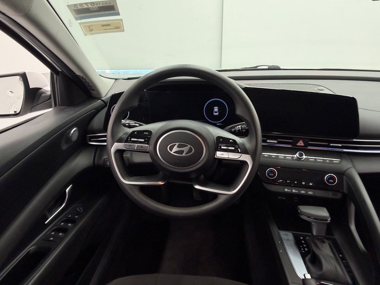 Thumbnail: 2024 Hyundai Elantra - 5