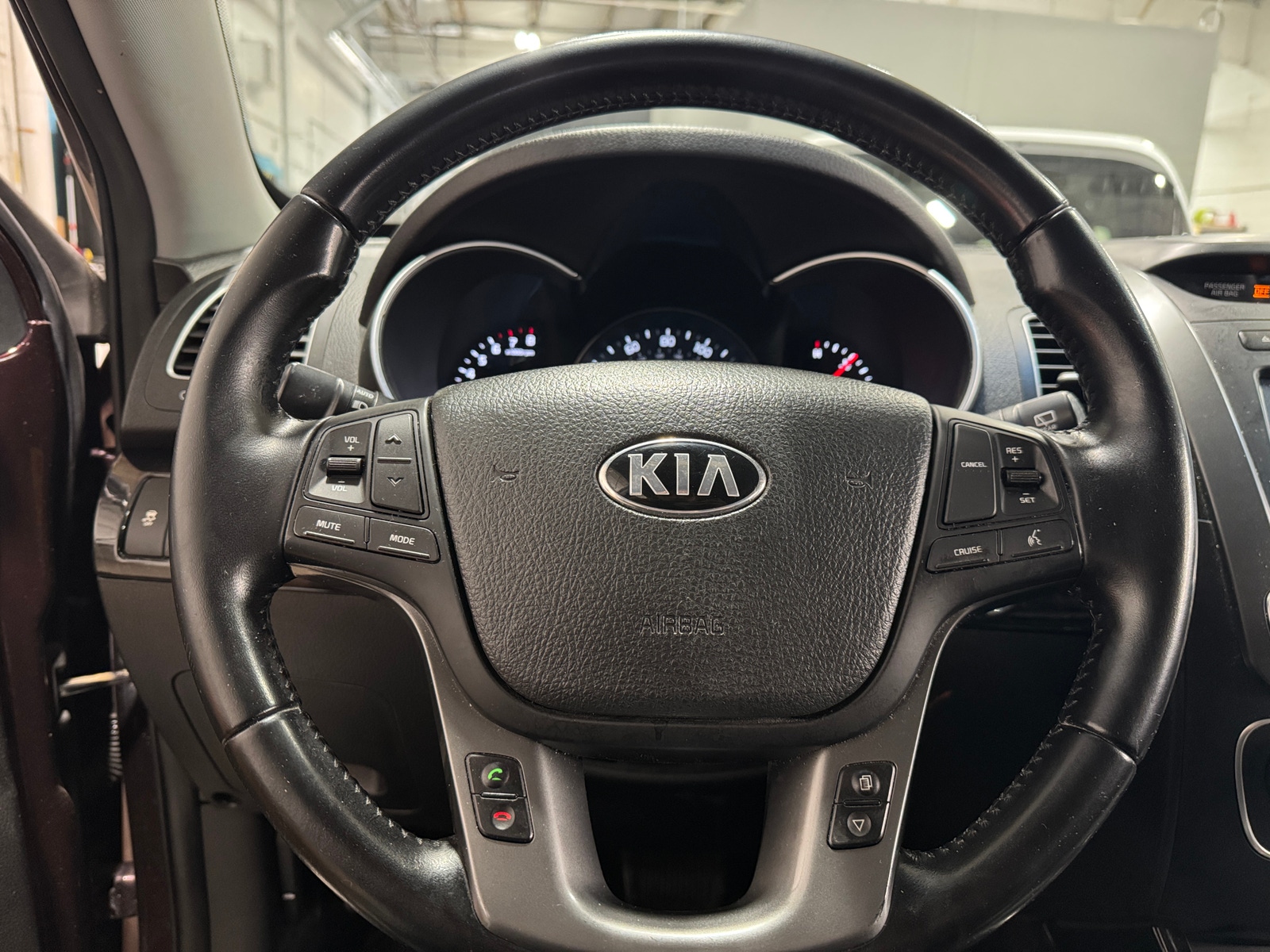 Thumbnail: 2014 Kia Sorento - 4