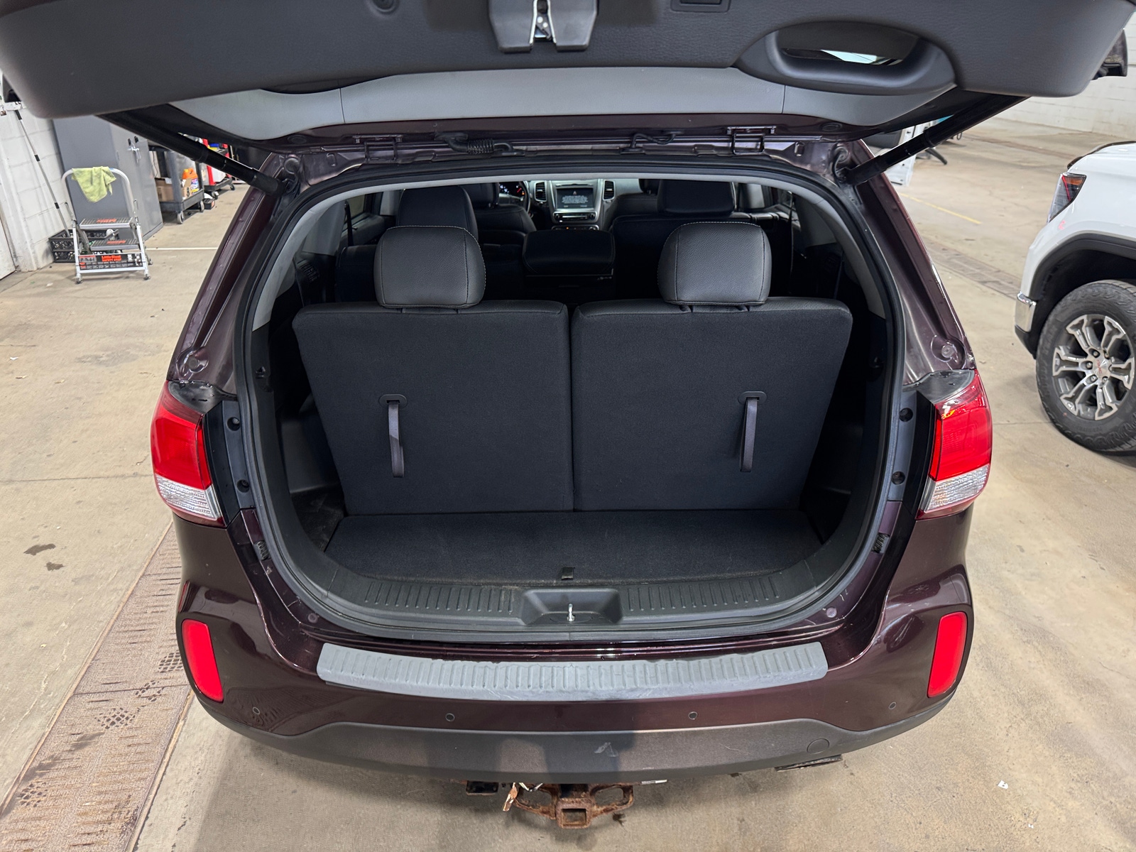Thumbnail: 2014 Kia Sorento - 6