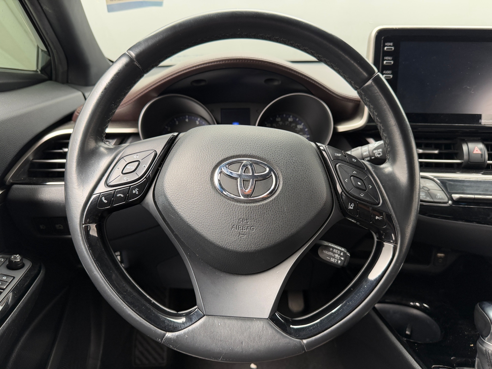 Thumbnail: 2019 Toyota C-HR - 4