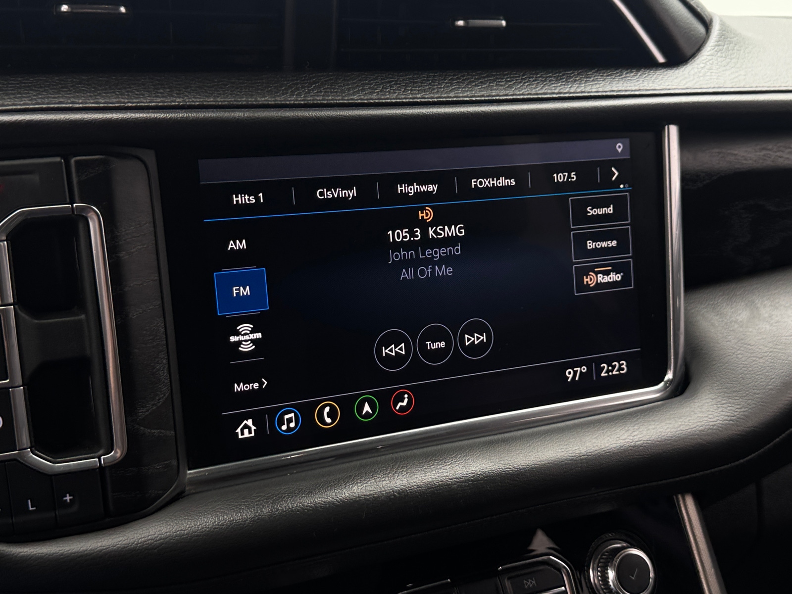 Thumbnail: 2021 GMC Yukon - 3