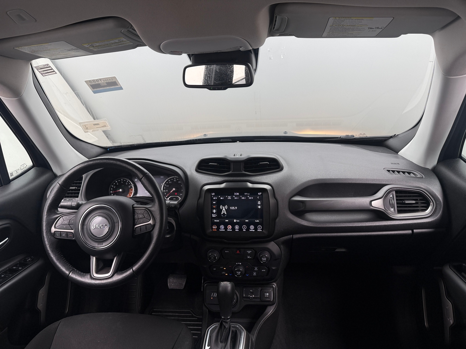 Thumbnail: 2022 Jeep Renegade - 3