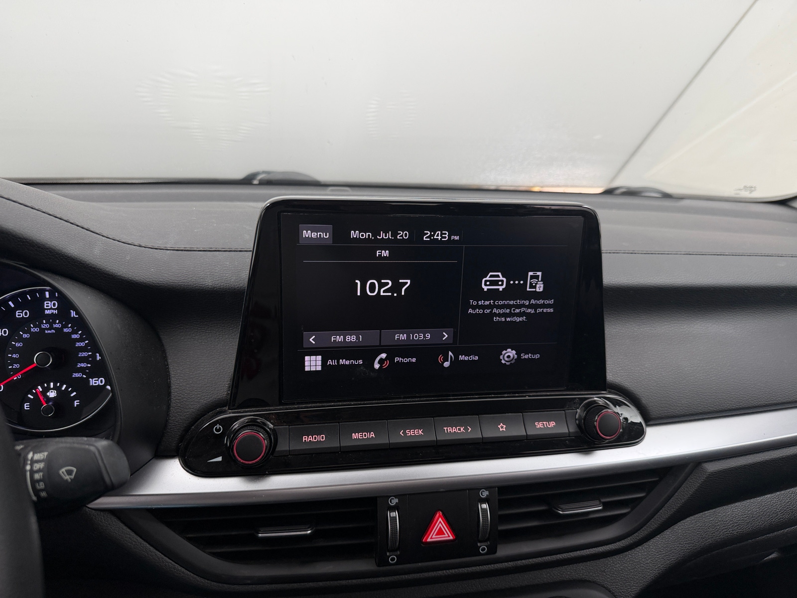 Thumbnail: 2022 Kia Forte - 4