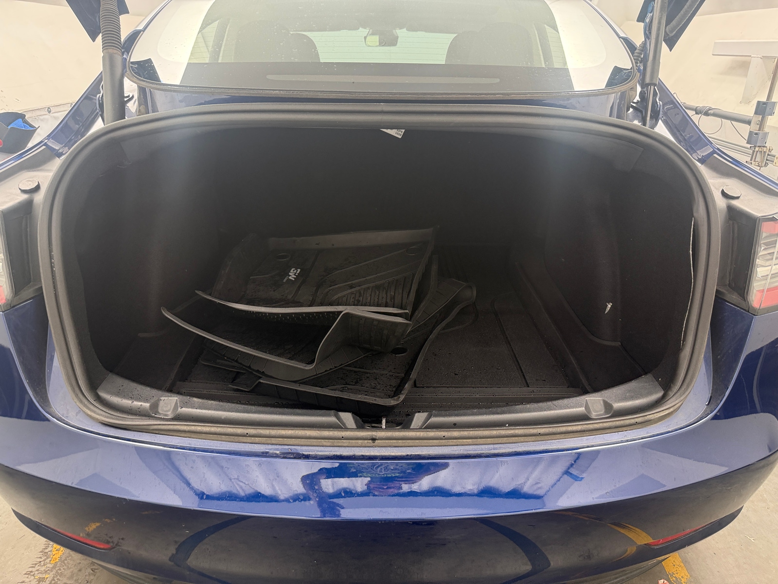 Thumbnail: 2023 Tesla Model 3 - 6