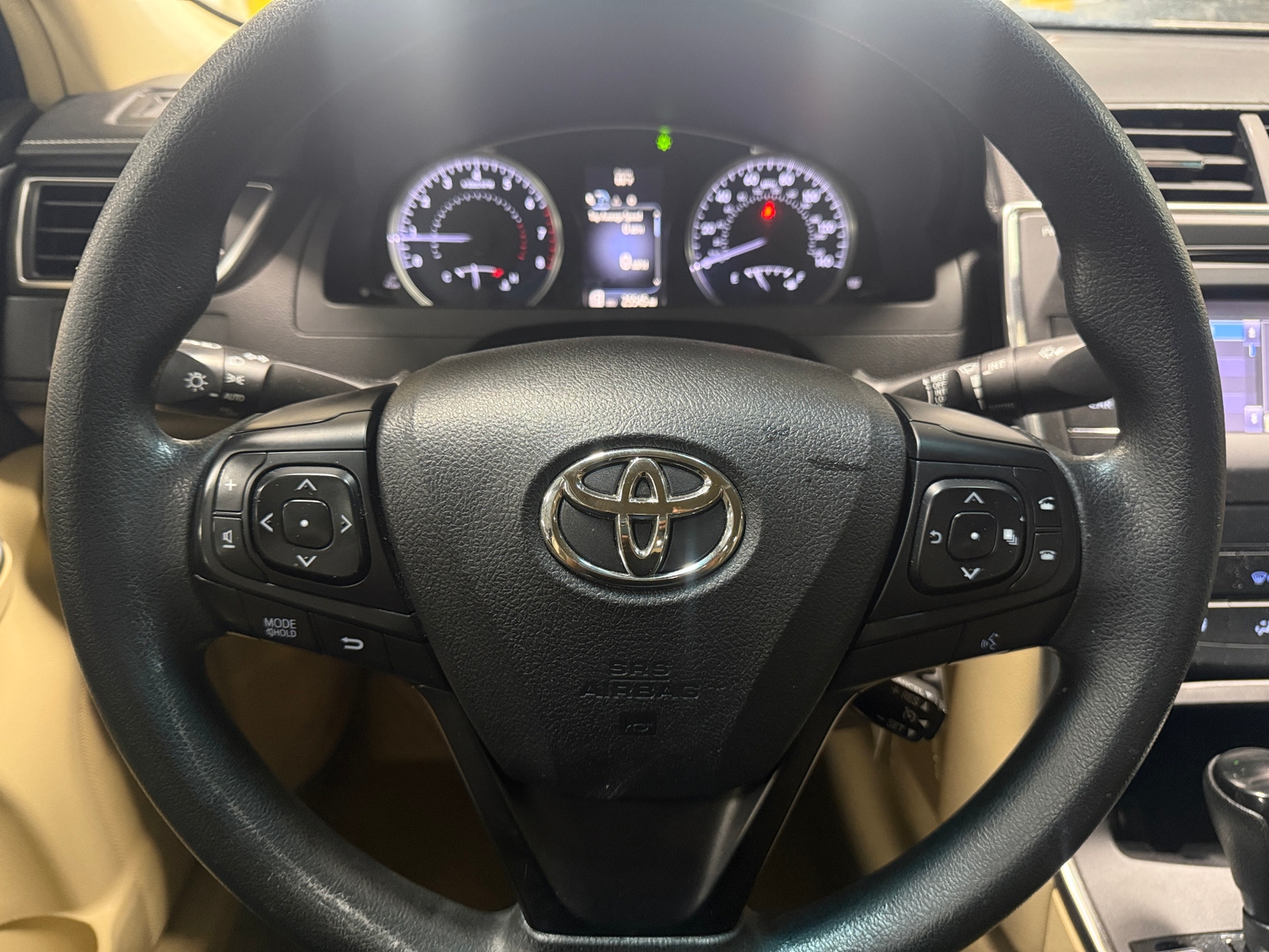 Thumbnail: 2017 Toyota Camry - 5