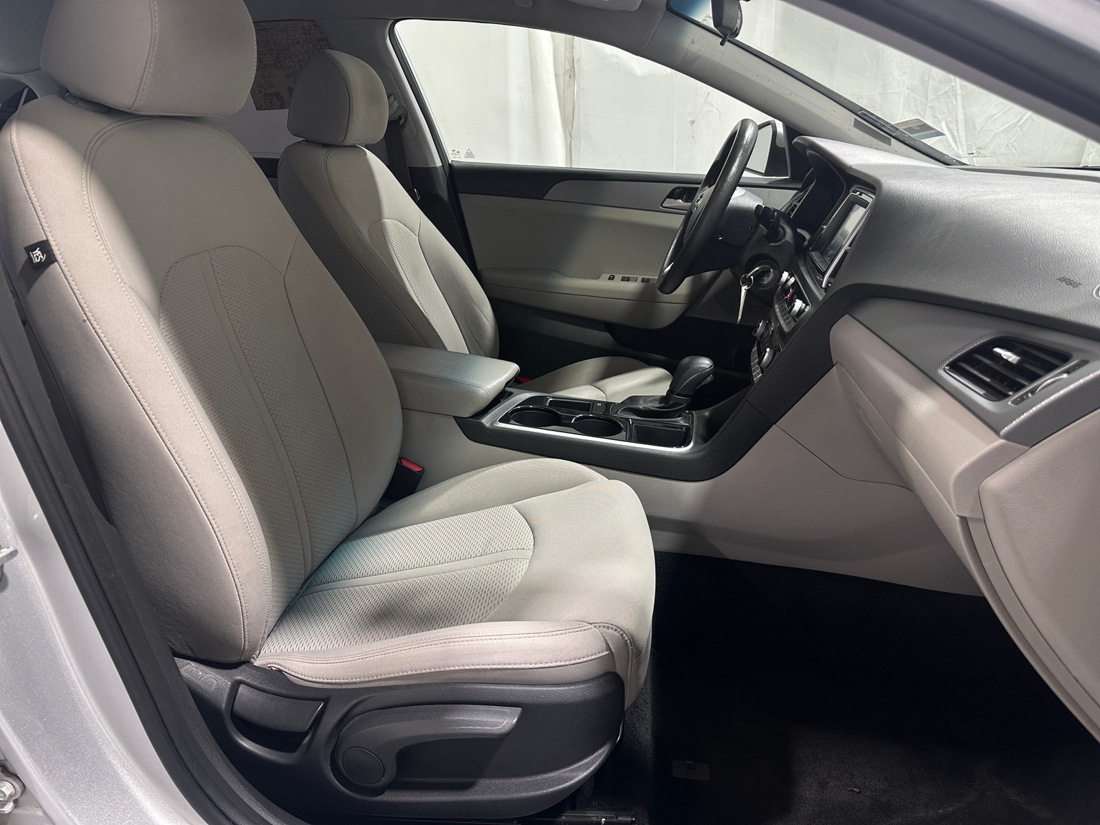 Thumbnail: 2019 Hyundai Sonata - 2