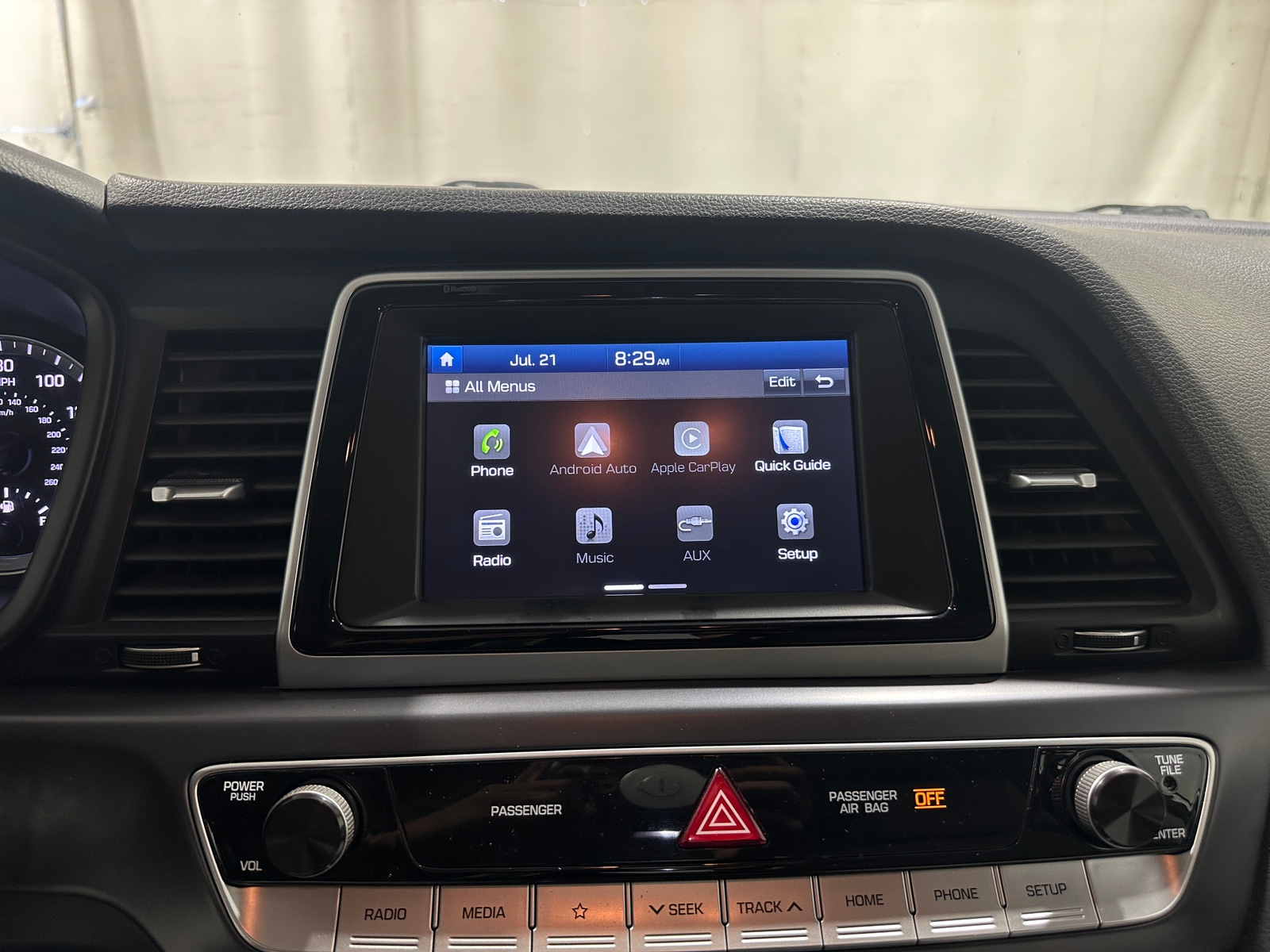 Thumbnail: 2019 Hyundai Sonata - 4