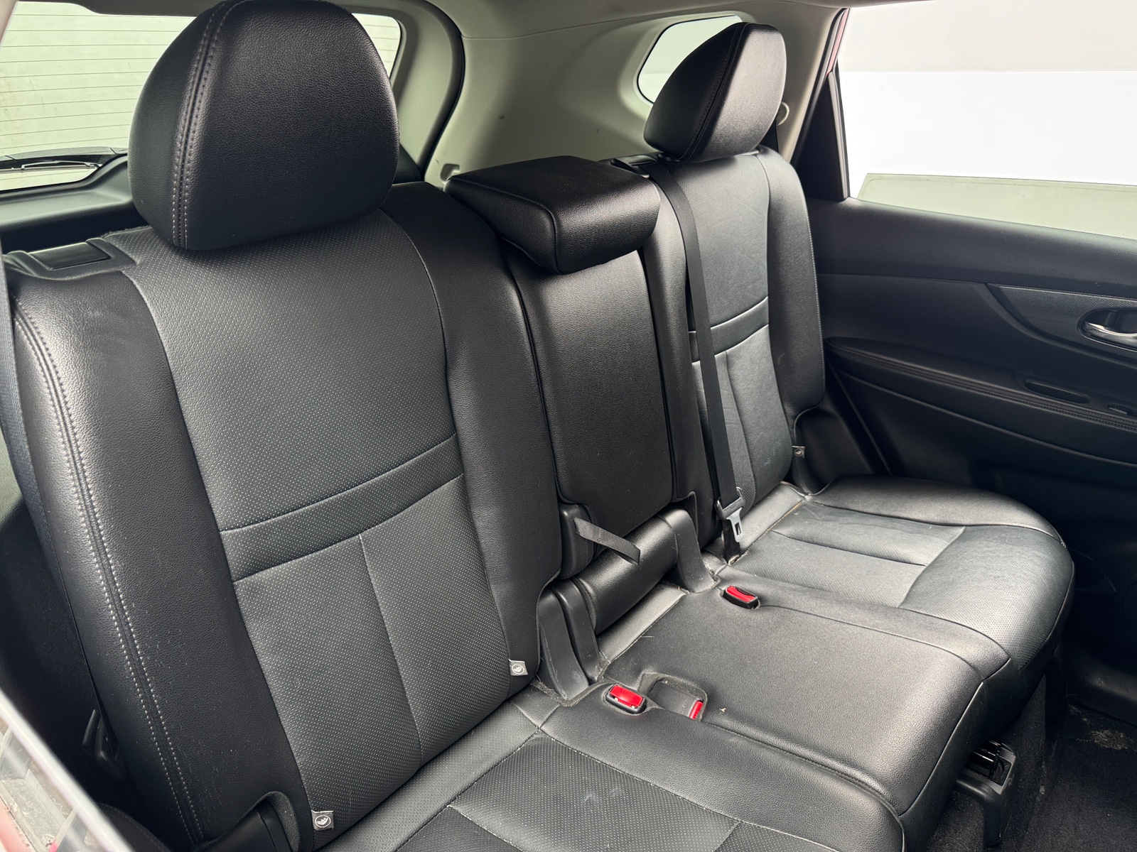 Thumbnail: 2016 Nissan Rogue - 5