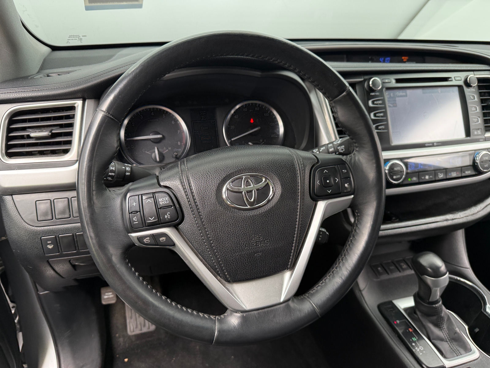 Thumbnail: 2014 Toyota Highlander - 4