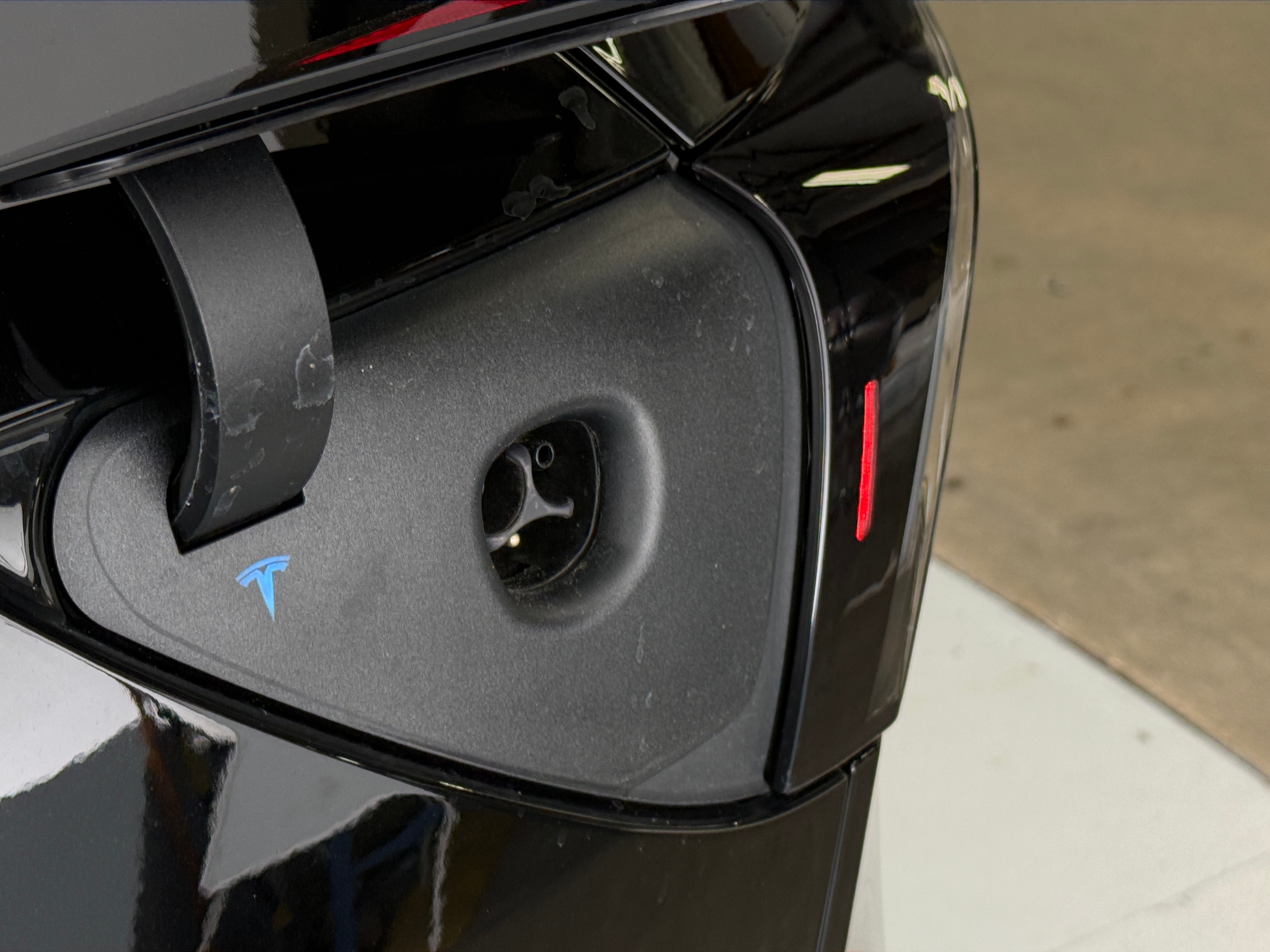 Used 2026 Tesla Model Y Long Range with VIN 7SAYGDED3TA476024 for sale in Pewaukee, WI