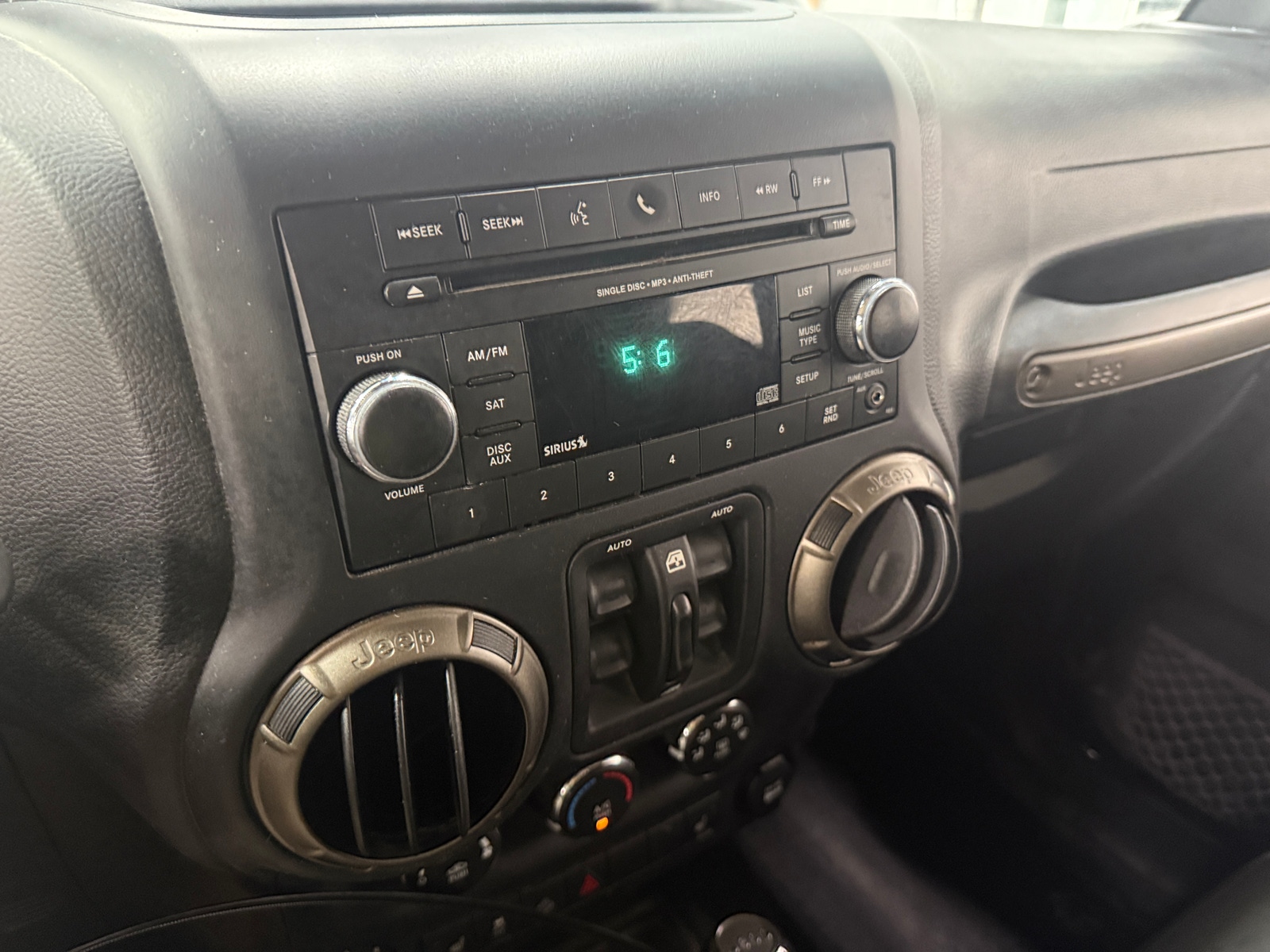 Thumbnail: 2018 Jeep Wrangler - 4
