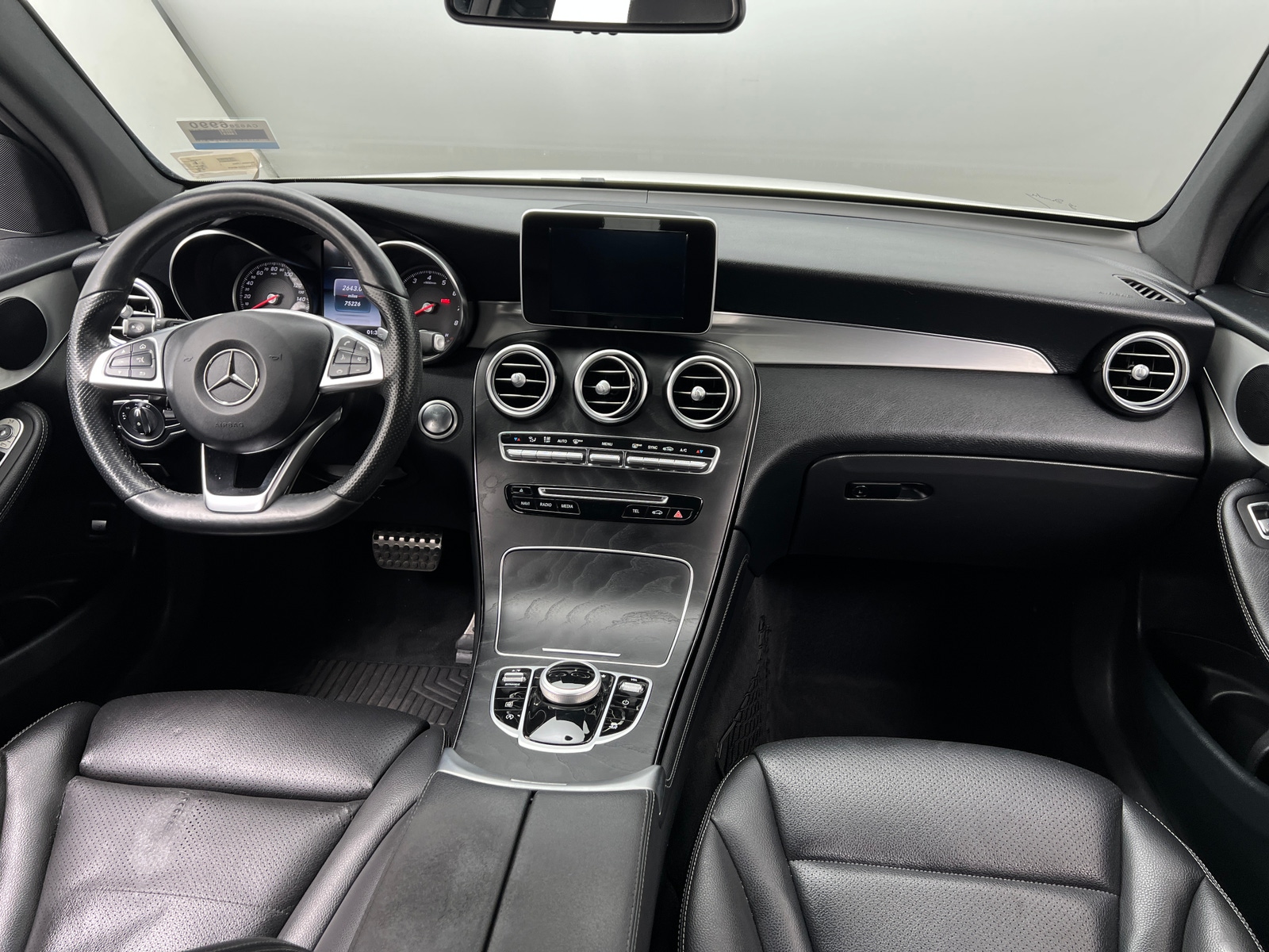 Thumbnail: 2019 Mercedes-Benz GLC - 2