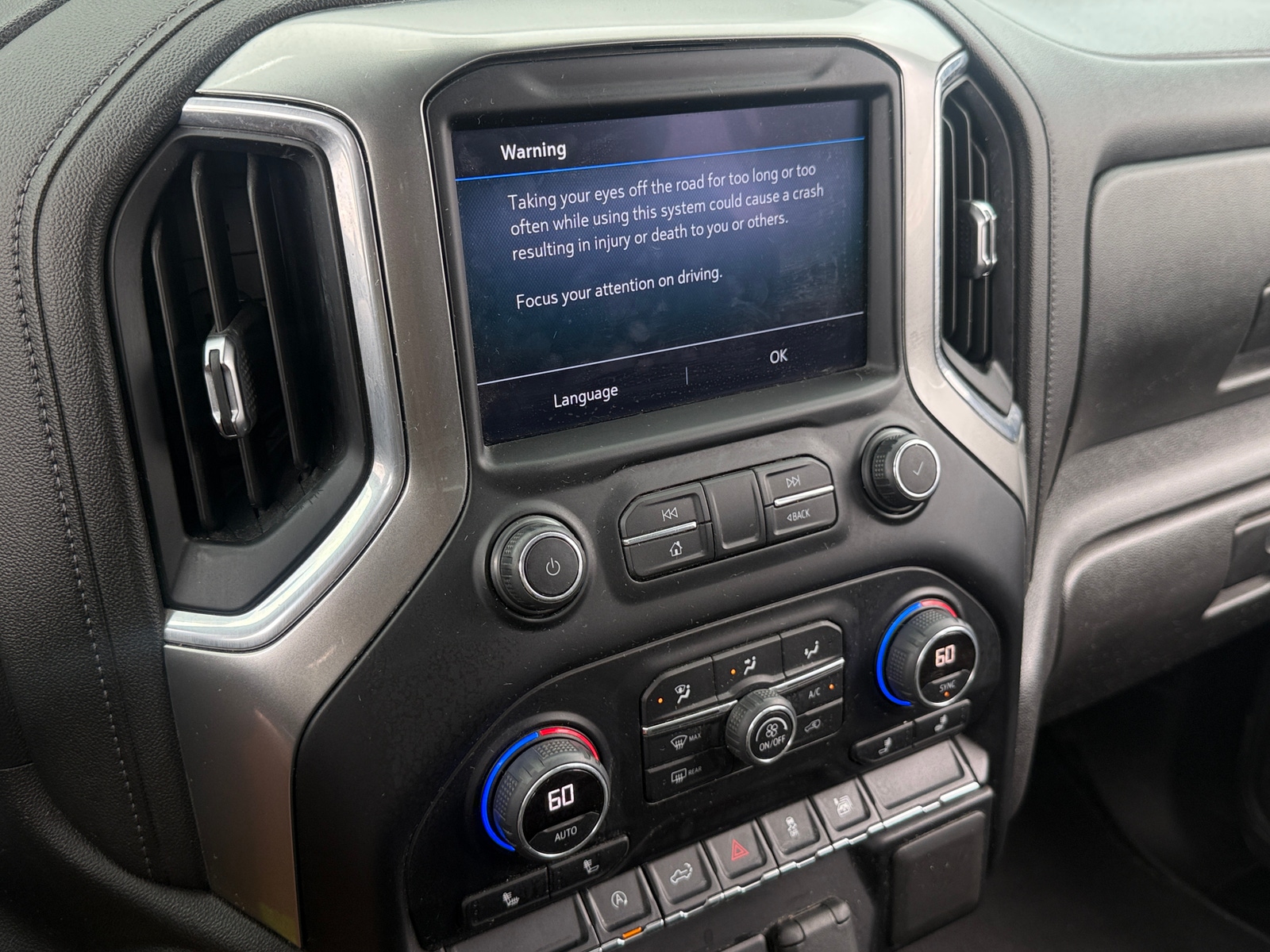 Thumbnail: 2021 Chevrolet Silverado 1500 - 4