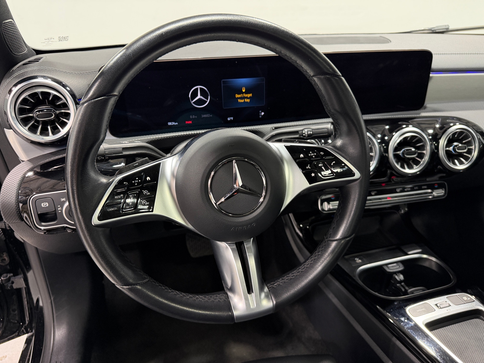 Thumbnail: 2025 Mercedes-Benz CLA - 4