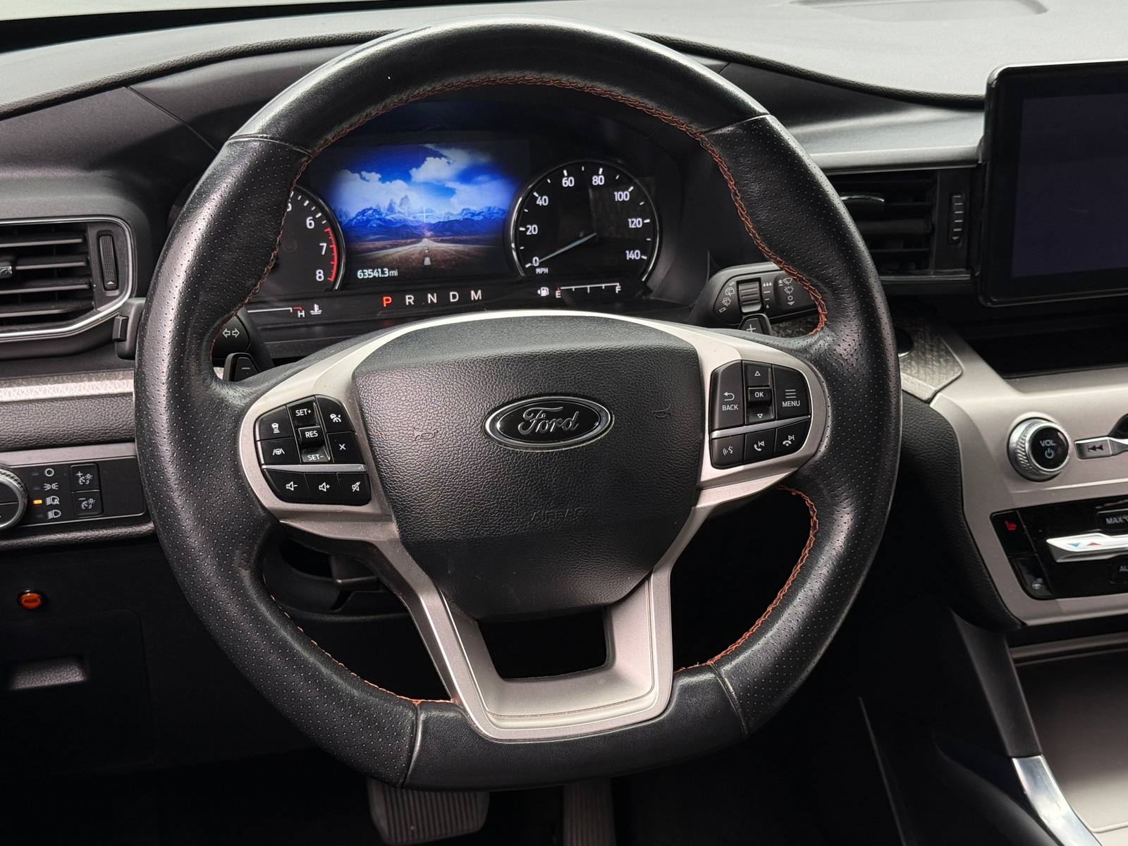 Thumbnail: 2022 Ford Explorer - 4