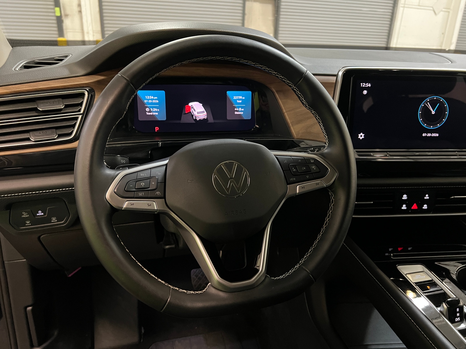 Thumbnail: 2026 Volkswagen Atlas - 4