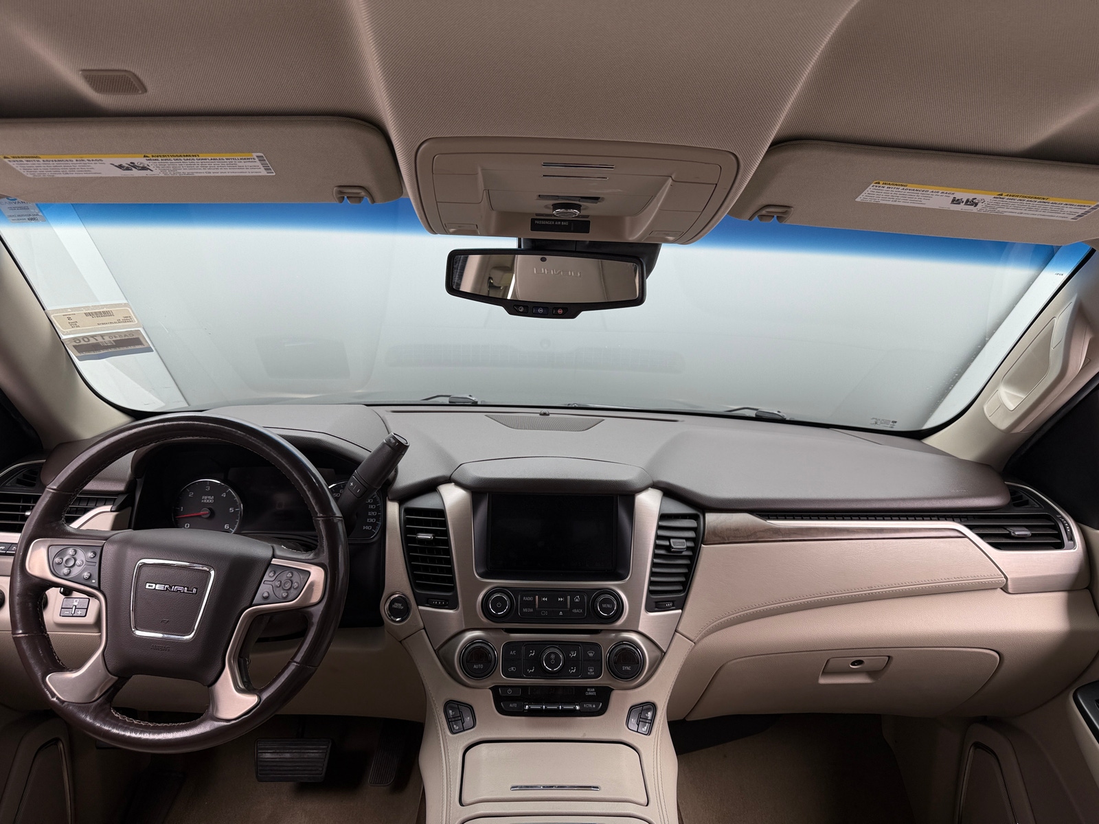 Thumbnail: 2018 GMC Yukon XL - 2