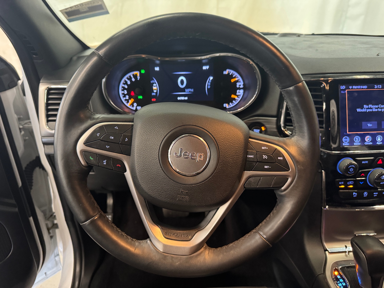Thumbnail: 2019 Jeep Grand Cherokee - 4