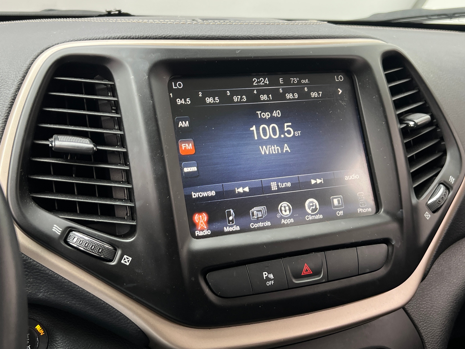 Thumbnail: 2015 Jeep Cherokee - 4