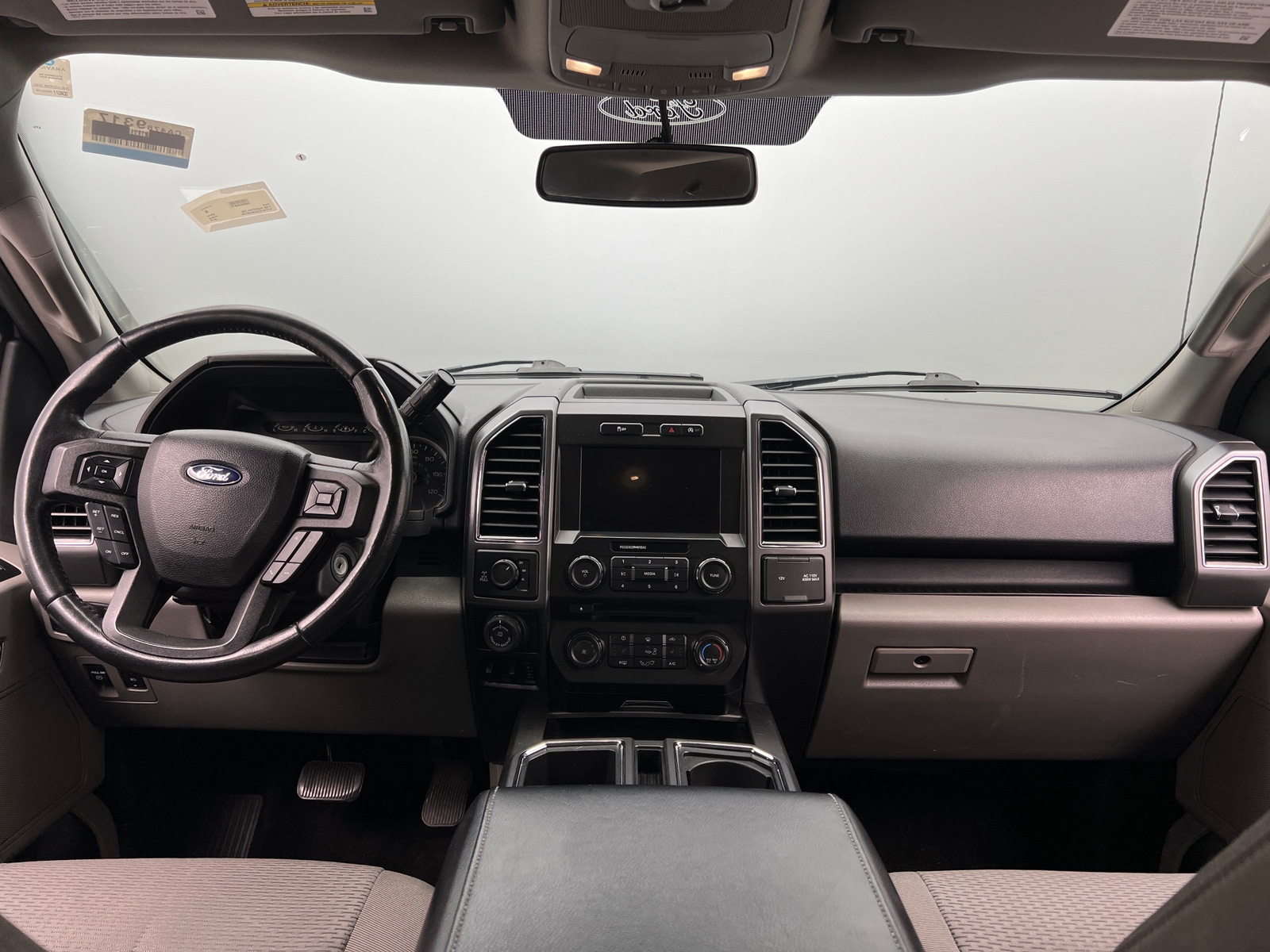 Thumbnail: 2018 Ford Econoline - 3