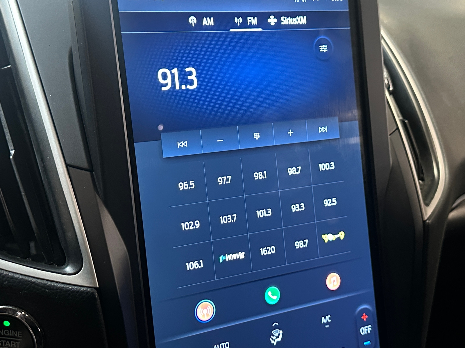 Thumbnail: 2024 Ford Edge - 3